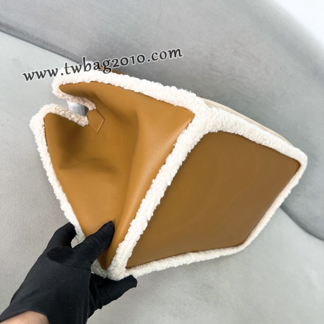 Dior专柜新款迪奥顶级原单Toujours系列大号M2820麂皮毛绒托特手提包 djfk1188
